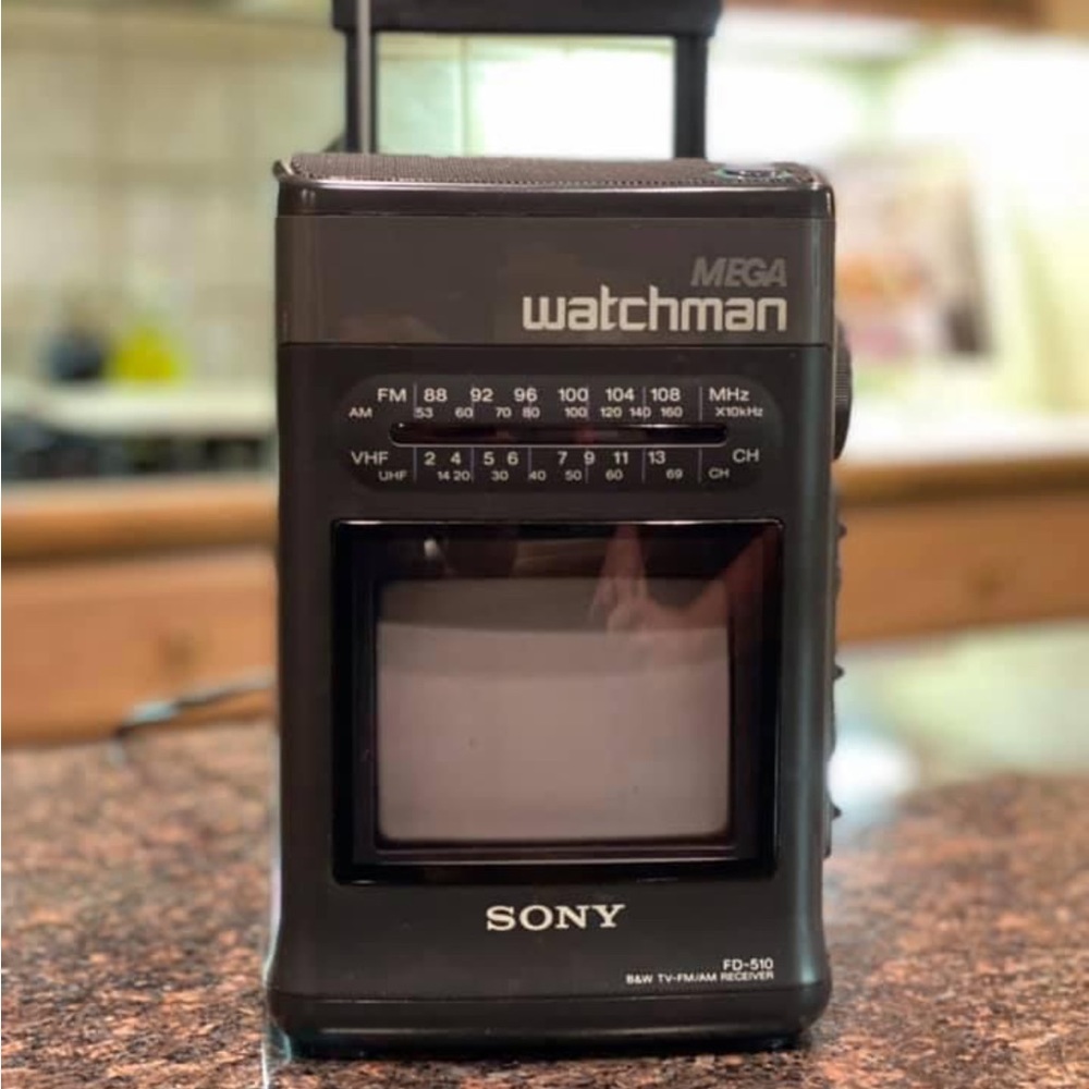 Sony Mega Watchman TV, FM/AM Receiver FD- 510